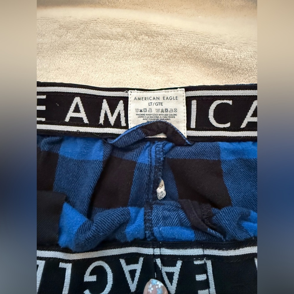 Men’s American Eagle Outfitters Blue and Black Plaid PJ Bottoms - Picture 5 of 7
